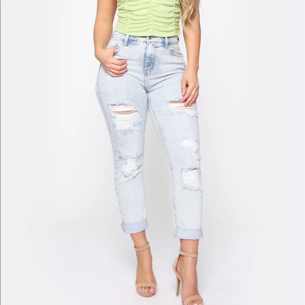 Fashion Nova jeans Size 3